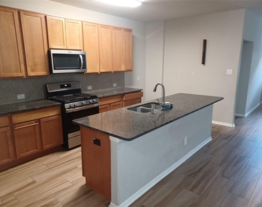 7707 Retama Terrace Lane - Photo Thumbnail 2