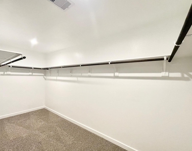 30007 Foxtail Pine Court - Photo Thumbnail 16