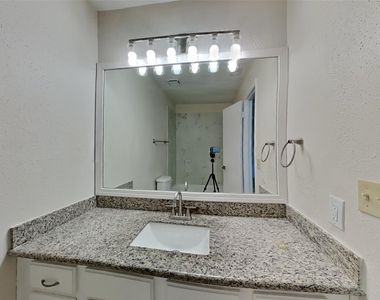 9103 Wallingham Court - Photo Thumbnail 14