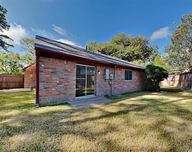 9103 Wallingham Court - Photo Thumbnail 16