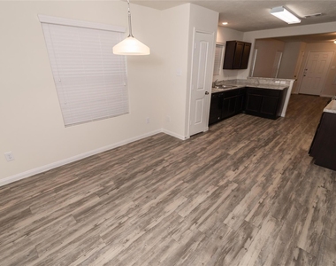 27 Laguna Bend - Photo Thumbnail 4