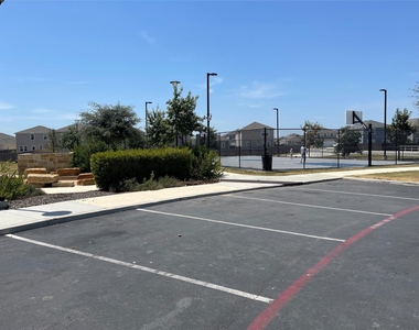 7543 Fishbowl Lane - Photo Thumbnail 20