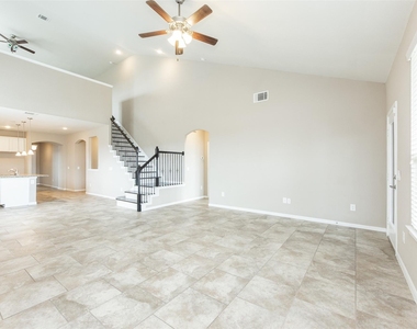 5302 Silver Ledge Drive - Photo Thumbnail 7