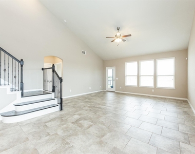 5302 Silver Ledge Drive - Photo Thumbnail 6