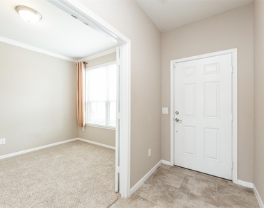 5302 Silver Ledge Drive - Photo Thumbnail 3
