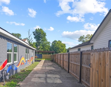 4314 Gregory Street - Photo Thumbnail 15