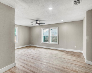 4314 Gregory Street - Photo Thumbnail 14