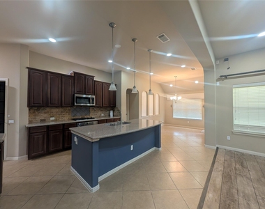 14915 Bronze Finch Drive - Photo Thumbnail 12