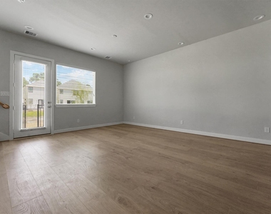 5914 Haring Lane - Photo Thumbnail 4