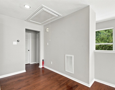 1421 Ruthven Street - Photo Thumbnail 28