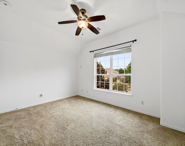 18431 W Laura Shore Drive - Photo Thumbnail 26