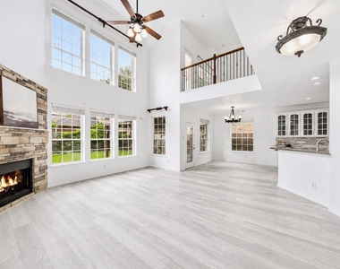 18431 W Laura Shore Drive - Photo Thumbnail 8