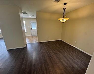 13235 Seagler Park Lane - Photo Thumbnail 3