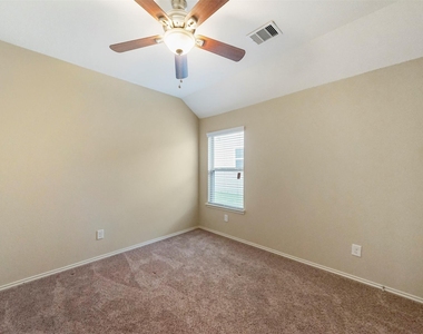 20751 Winghaven Drive - Photo Thumbnail 9