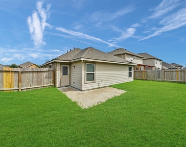 20751 Winghaven Drive - Photo Thumbnail 16