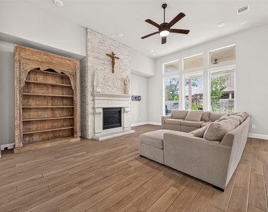 18719 Evanhale Bend Drive - Photo Thumbnail 12