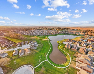 5406 Rustic Ruby Dr - Photo Thumbnail 7