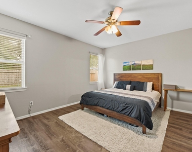32018 Anne Lane - Photo Thumbnail 10