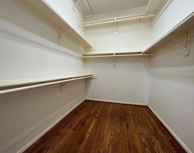 1323 Oneil Street - Photo Thumbnail 12
