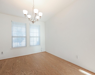 2107 Brooke Avery Drive - Photo Thumbnail 3