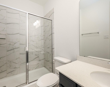 2107 Brooke Avery Drive - Photo Thumbnail 28