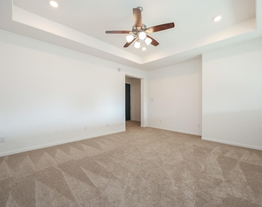 2107 Brooke Avery Drive - Photo Thumbnail 21