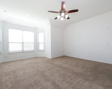 2107 Brooke Avery Drive - Photo Thumbnail 14