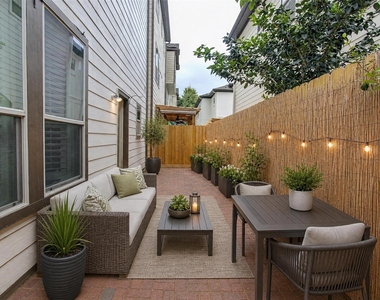6363 Fairdale Lane - Photo Thumbnail 5