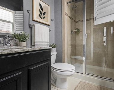 6363 Fairdale Lane - Photo Thumbnail 11