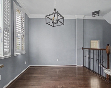 6363 Fairdale Lane - Photo Thumbnail 16