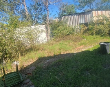 12018 Sandpiper Road - Photo Thumbnail 36