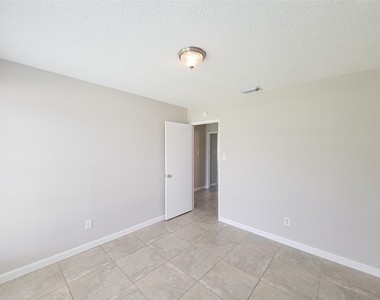 8530 Quail Burg Lane - Photo Thumbnail 23