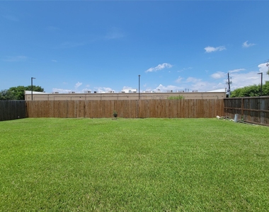8530 Quail Burg Lane - Photo Thumbnail 37