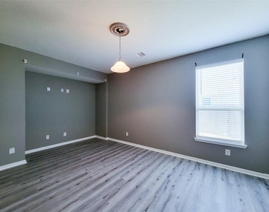 14202 Persimmon Woods Drive - Photo Thumbnail 20