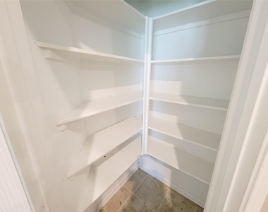14202 Persimmon Woods Drive - Photo Thumbnail 13