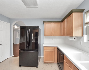 7238 Foxshadows Lane - Photo Thumbnail 29