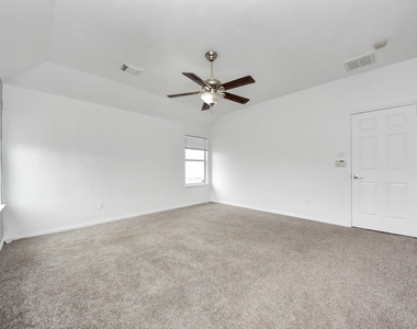 7238 Foxshadows Lane - Photo Thumbnail 32