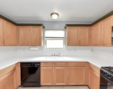 7238 Foxshadows Lane - Photo Thumbnail 30