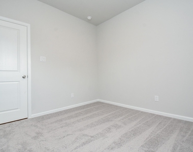 16493 Moss Lane - Photo Thumbnail 25