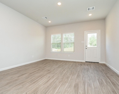 16493 Moss Lane - Photo Thumbnail 16