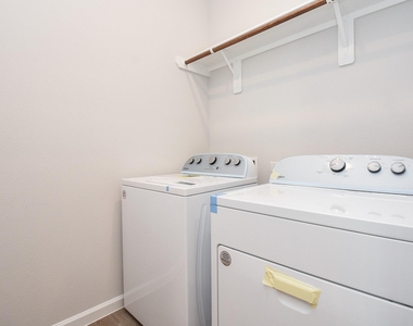 16493 Moss Lane - Photo Thumbnail 39