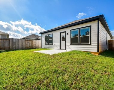 16493 Moss Lane - Photo Thumbnail 37