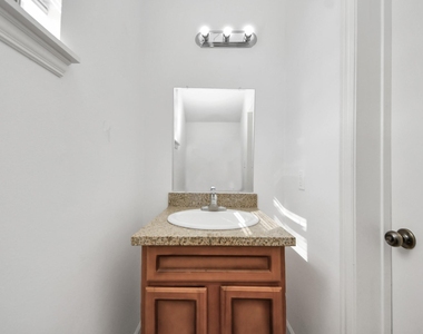 4311 Oak Ridge Drive - Photo Thumbnail 12
