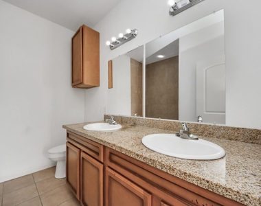 4311 Oak Ridge Drive - Photo Thumbnail 10