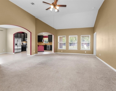 18755 Wichita Trail - Photo Thumbnail 5