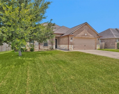 18755 Wichita Trail - Photo Thumbnail 2