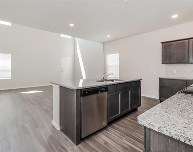 15322 Estrella East - Photo Thumbnail 5