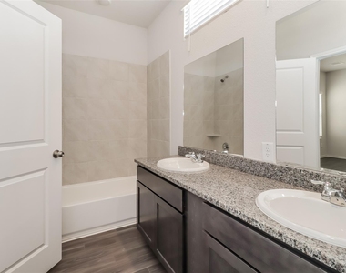 15322 Estrella East - Photo Thumbnail 9
