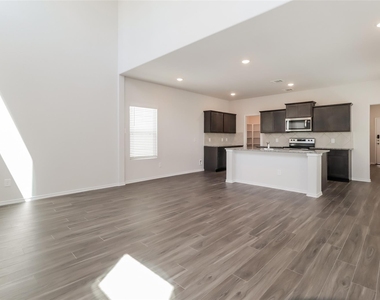 15322 Estrella East - Photo Thumbnail 4
