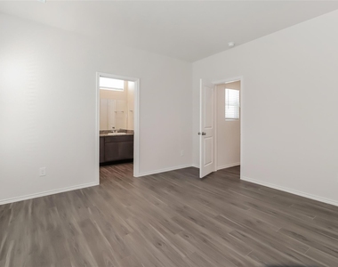 15322 Estrella East - Photo Thumbnail 6